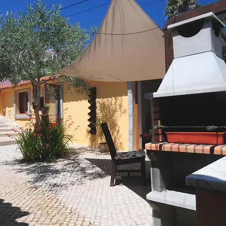 Casa Da Fonte Semesterbostad Salir de Porto